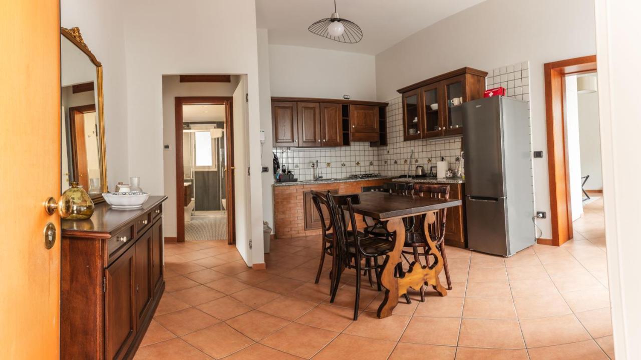 Hippocratica Apartment Salerno Exterior photo